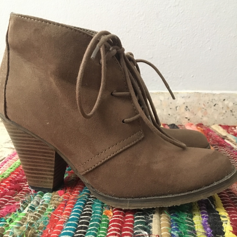 Brown boots!
